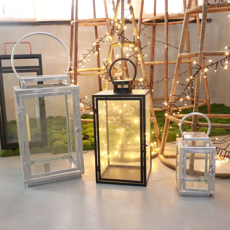 ホームデコやクリスマス用のガルス付きアイアンランタン